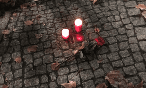 Stolpersteine an der Karl-Marx-Allee